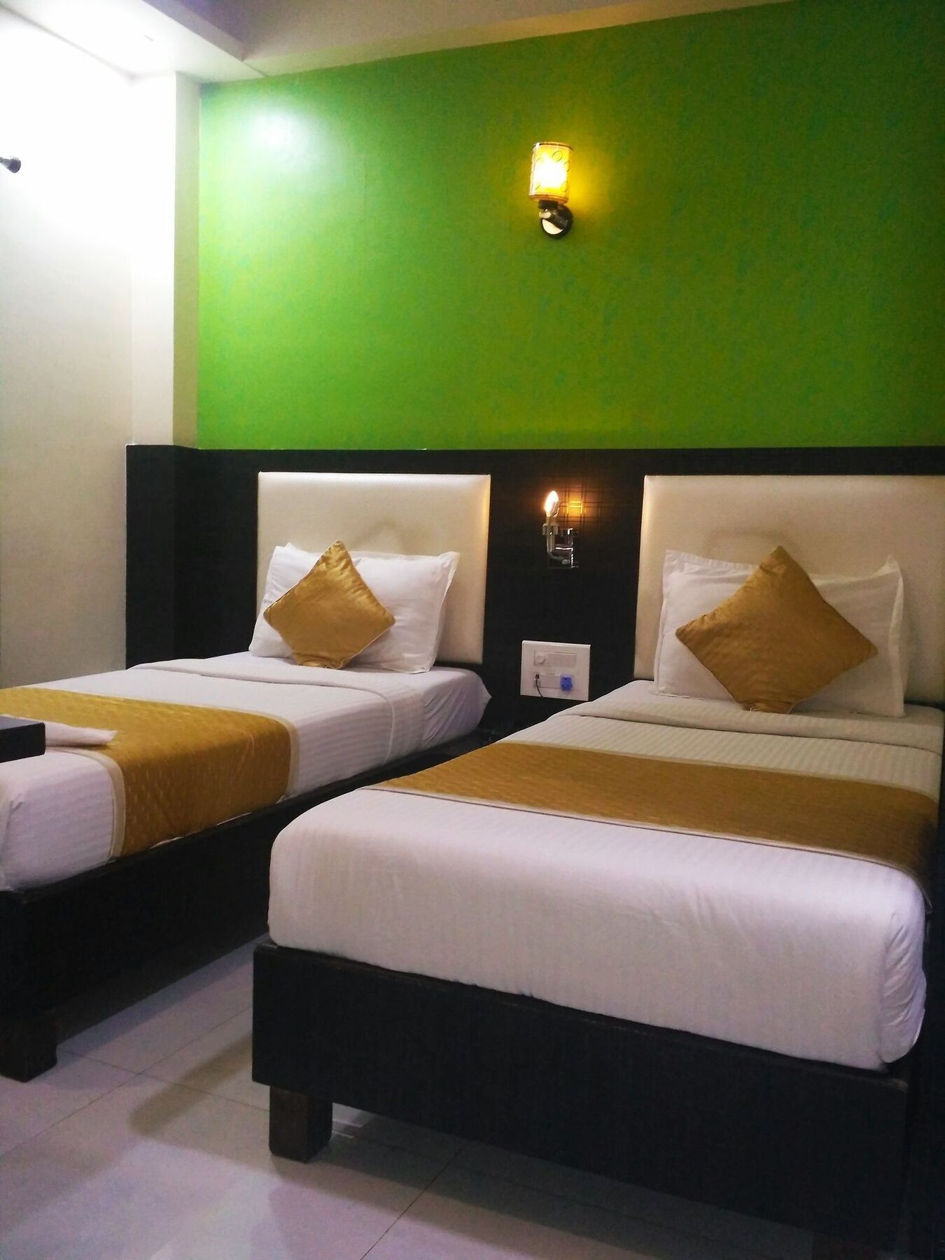 Avenue Mumbai International Airport Hotel Exterior photo